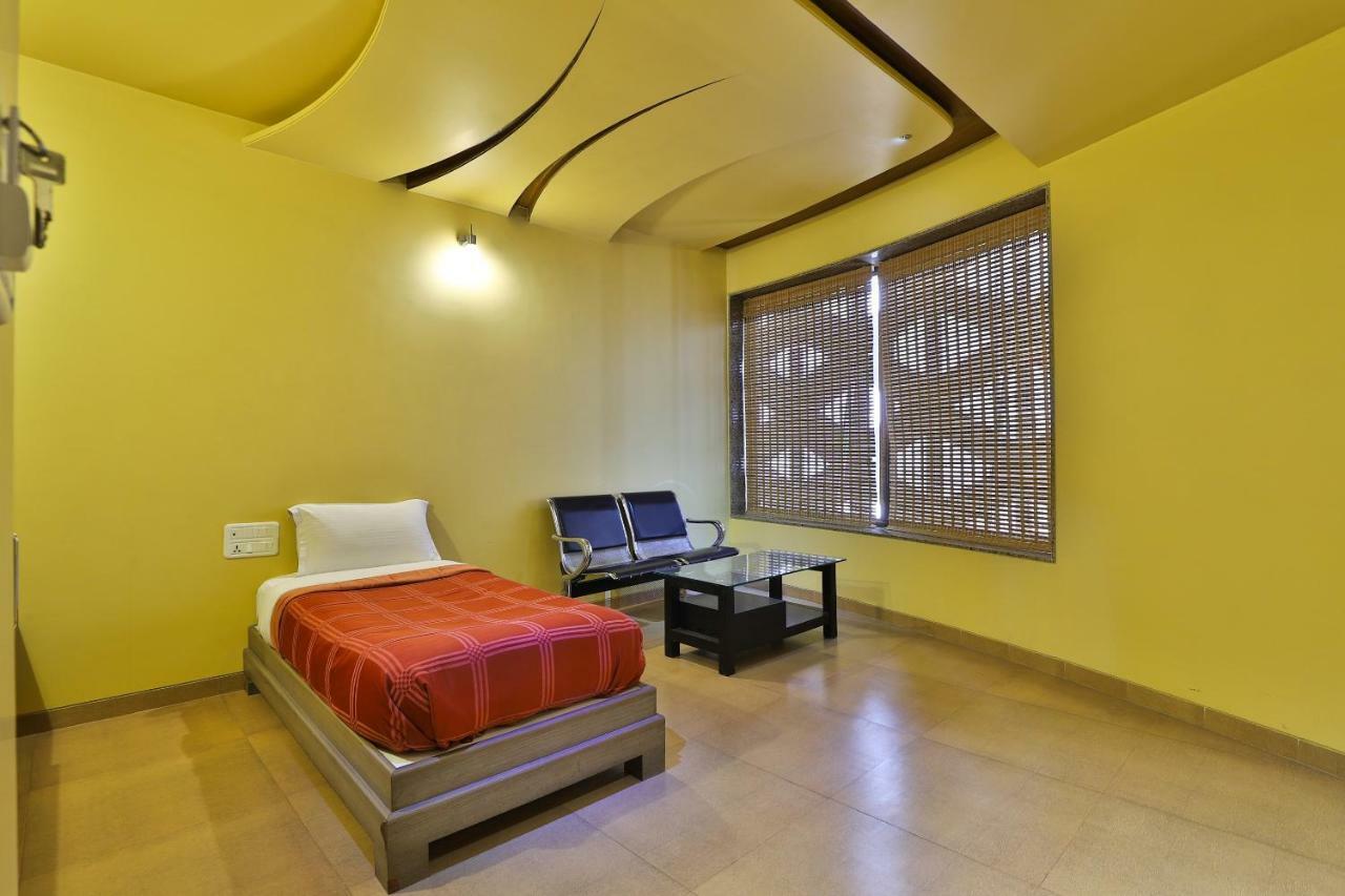 Palette - Hotel Ocean Inn Даман Екстер'єр фото