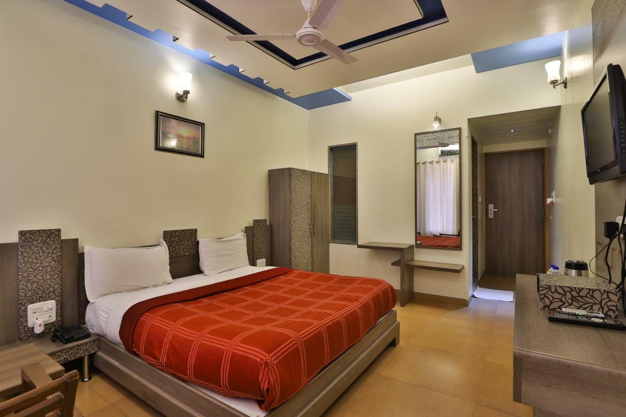 Palette - Hotel Ocean Inn Даман Екстер'єр фото